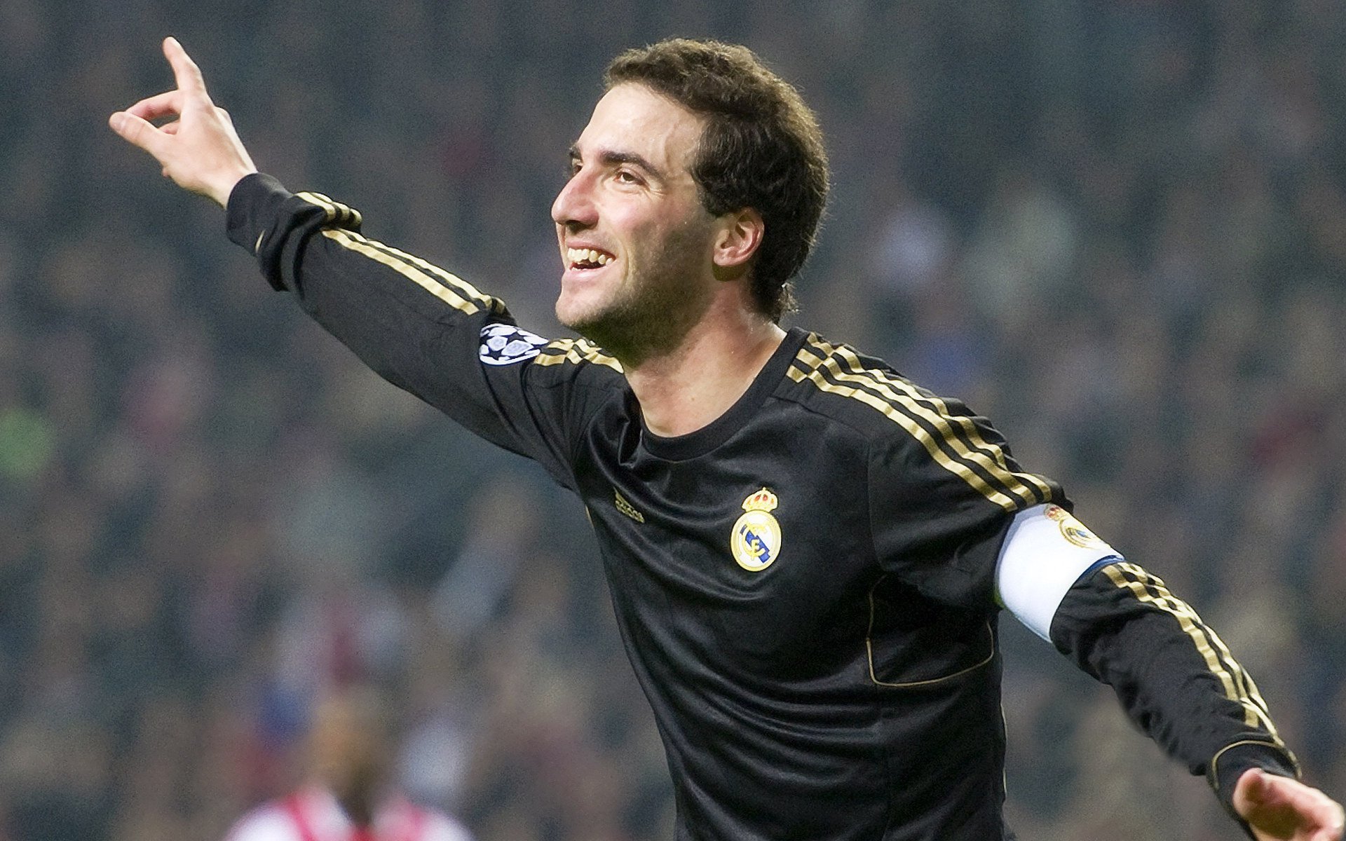 西亚卡姆爆发助广东完胜北京，新援即插即用显冠军底蕴